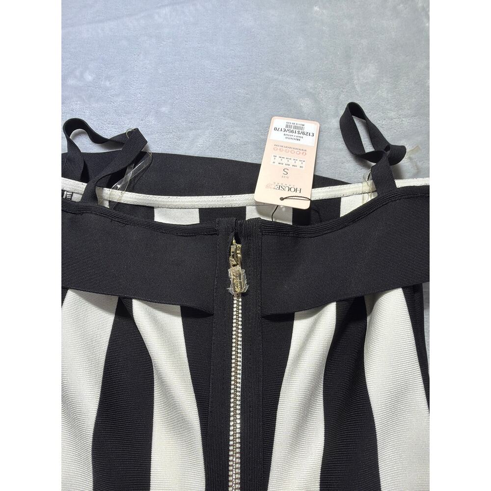 NWT House of CB Black & White Striped Off-Shoulder Bandage Bodycon Dress S - Picture 5 of 5